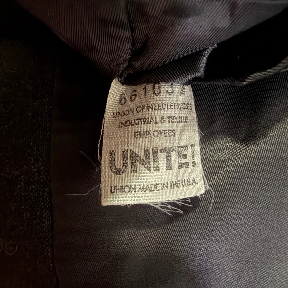 Hart Schaffner Marx Gold Trumpeter Blazer Mens 48R Charcoal Gray 100s Wool USA